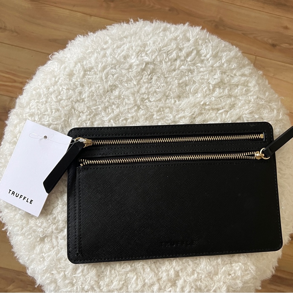 Truffle privacy wallet, never used but clear part is foggy somehow